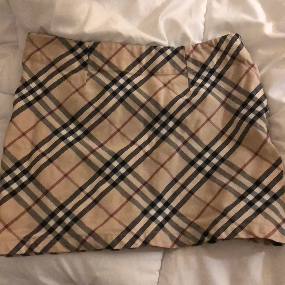 Burberry skirt